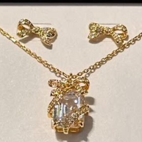 Kate Spade Pave Present Pendant & Studs Boxed Set NIB Sophisticated Style NWT - Picture 6 of 15